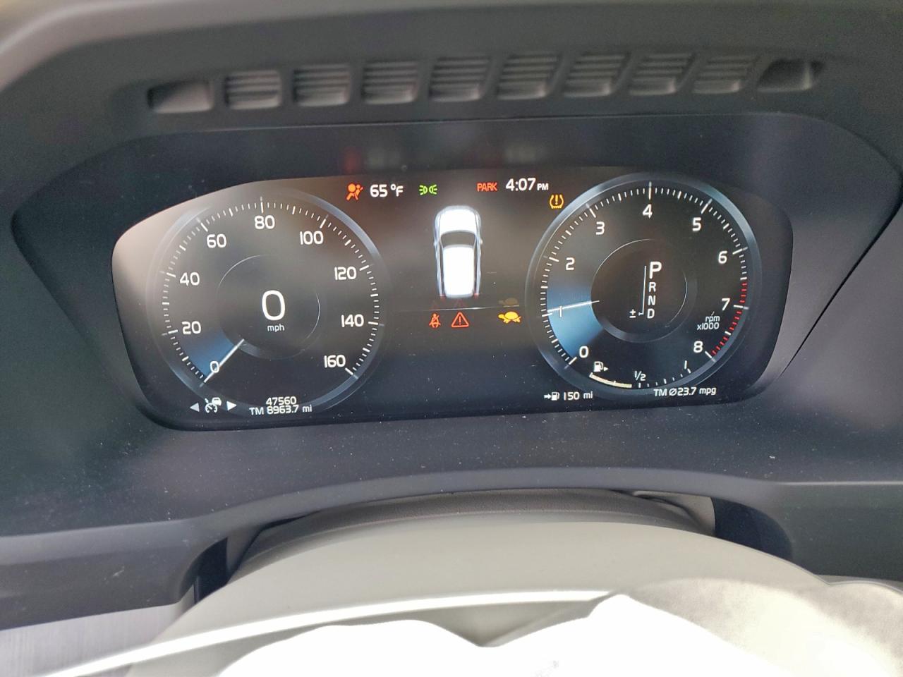 2021 VOLVO XC90 T5 MOMENTUM photo 9