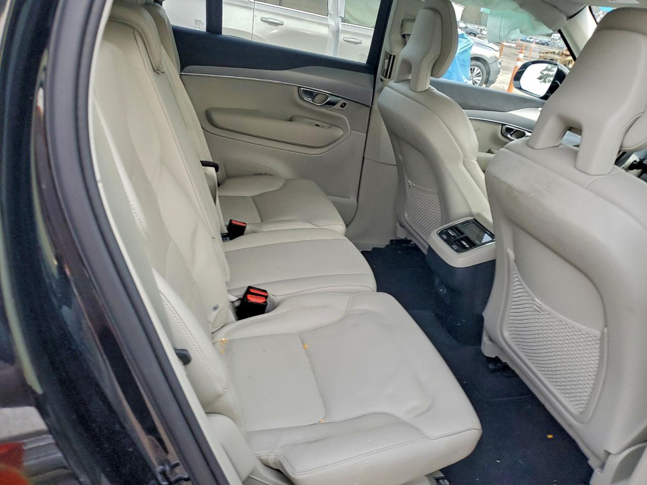 2021 VOLVO XC90 T5 MOMENTUM photo 10