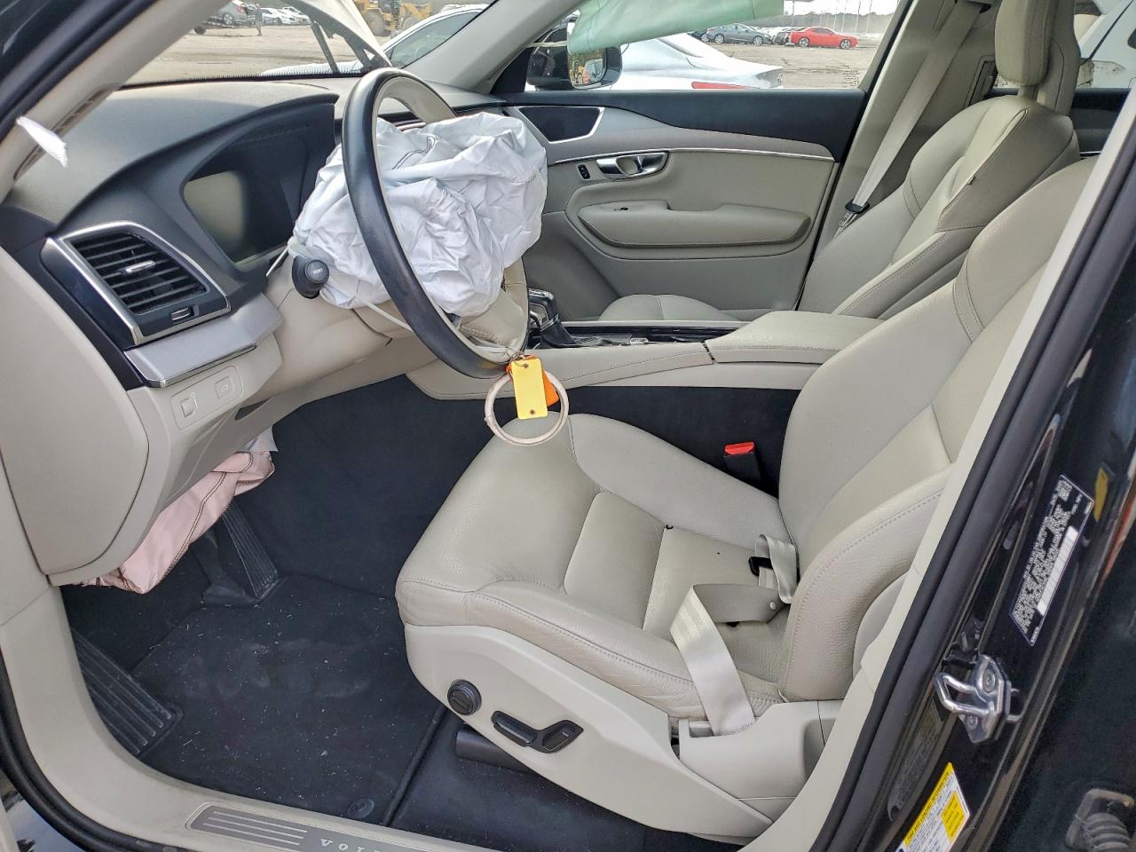 2021 VOLVO XC90 T5 MOMENTUM photo 7