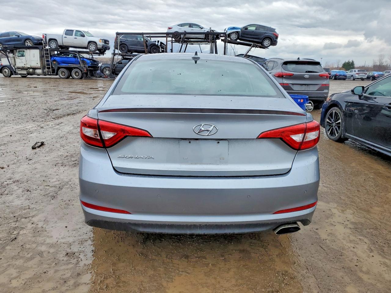 2017 HYUNDAI SONATA SE photo 16