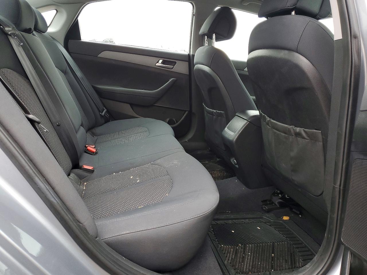2017 HYUNDAI SONATA SE photo 28