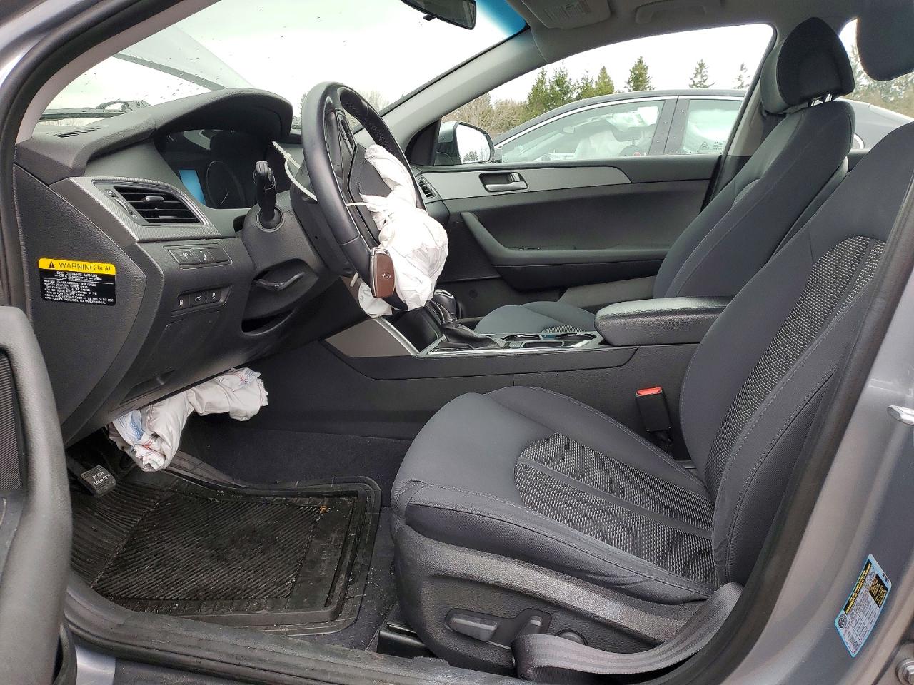 2017 HYUNDAI SONATA SE photo 19