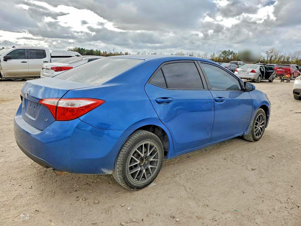 2014 TOYOTA COROLLA L photo 5