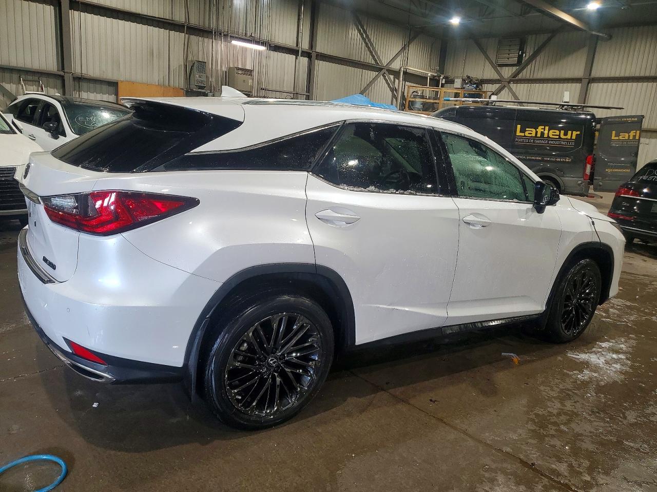 2022 LEXUS RX 350 photo 3