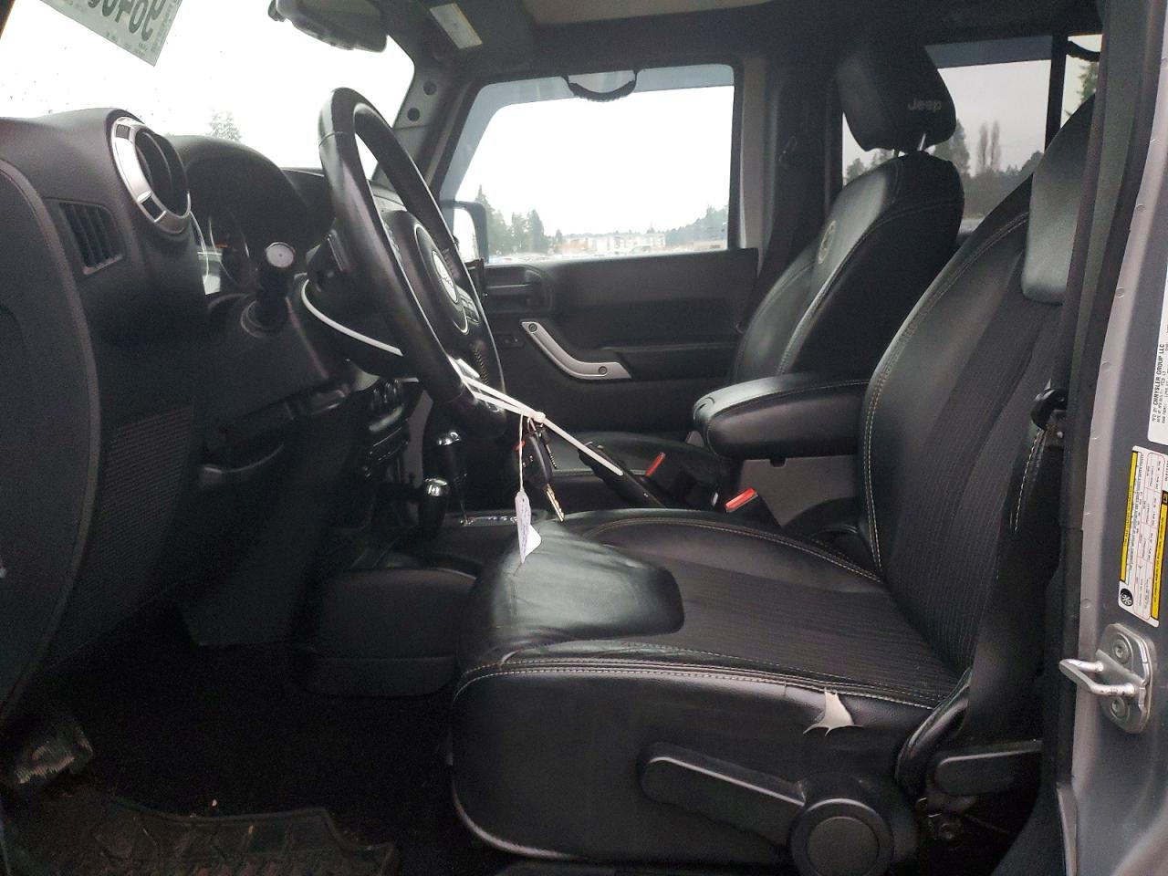 2013 JEEP WRANGLER UNLIMITED SPORT photo 7