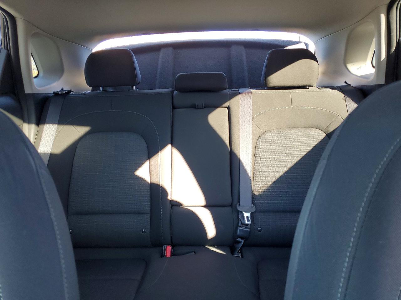 2022 HYUNDAI KONA SEL photo 10