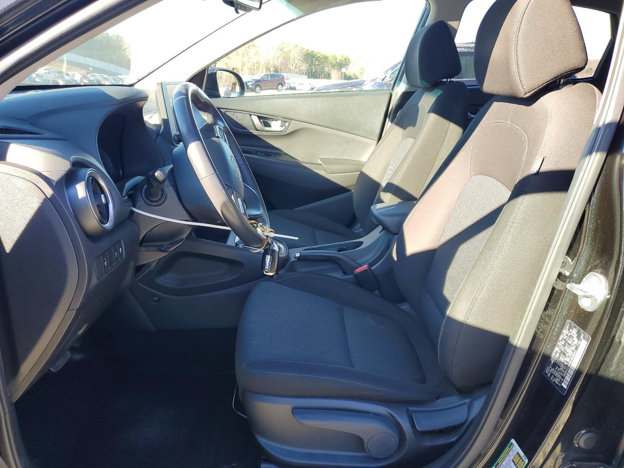 2022 HYUNDAI KONA SEL photo 7