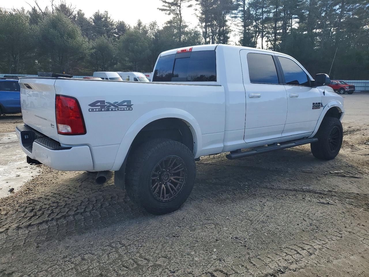 2018 RAM 2500 SLT photo 4