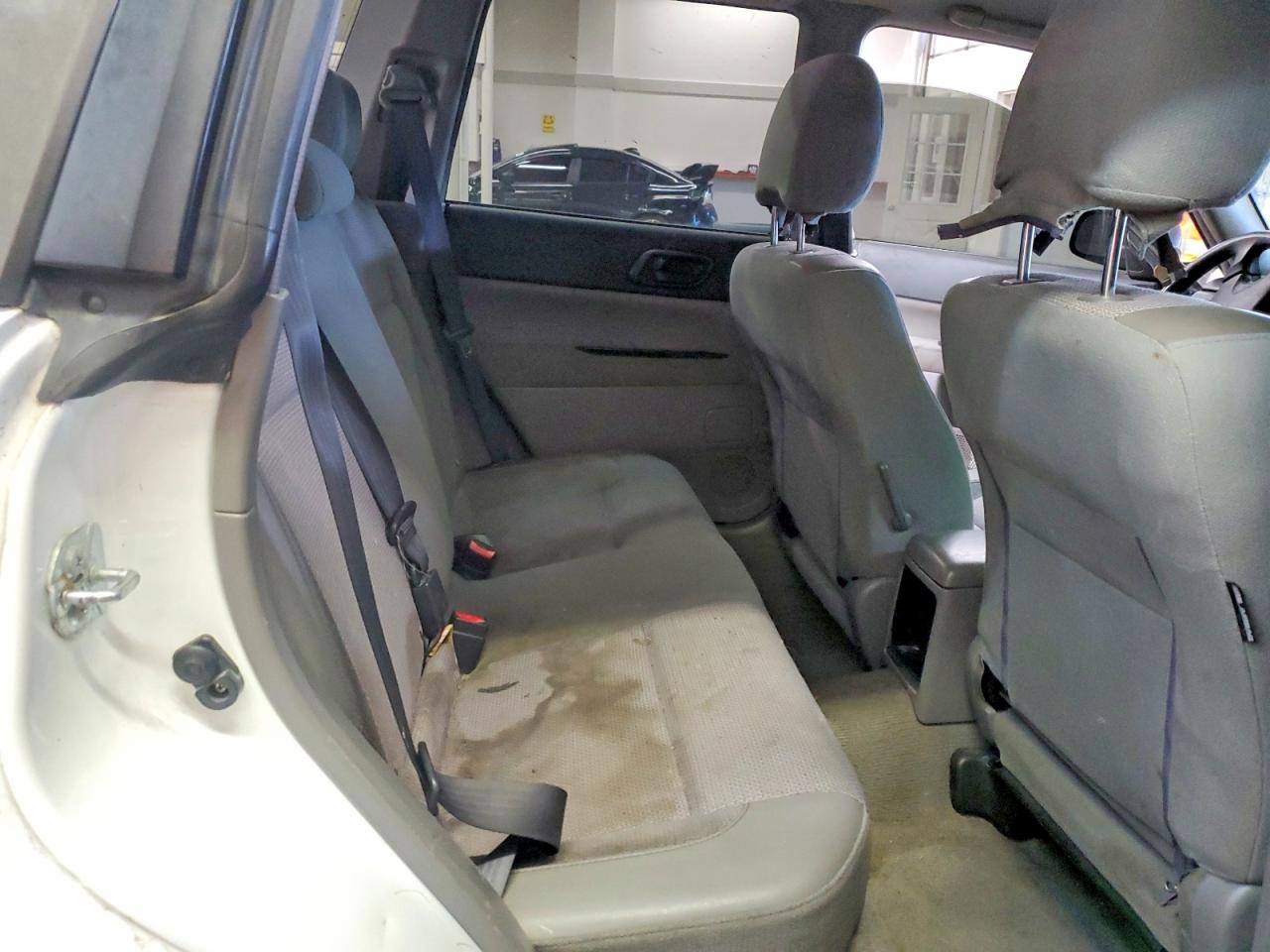 2004 SUBARU FORESTER 2.5X photo 28