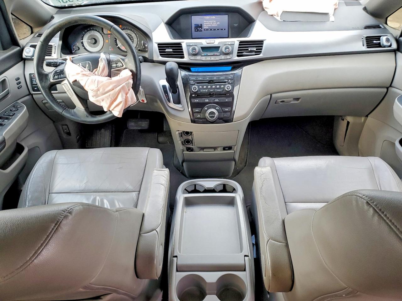 2012 HONDA ODYSSEY TOURING photo 8