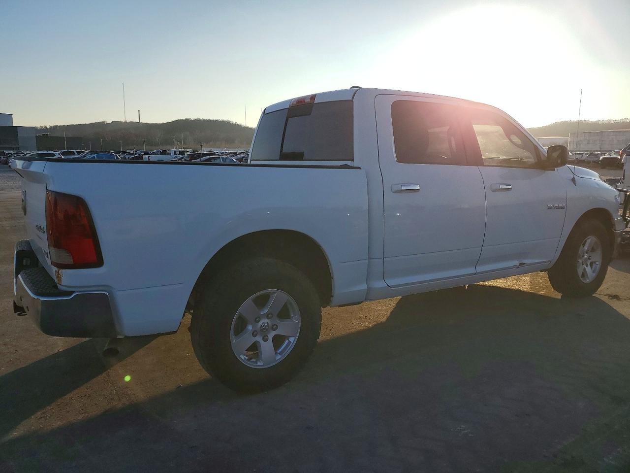2010 DODGE RAM 1500 photo 3