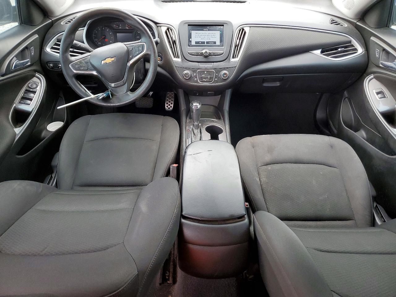 2017 CHEVROLET MALIBU LS photo 8