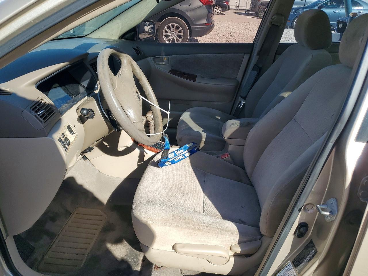 2005 TOYOTA COROLLA CE photo 7