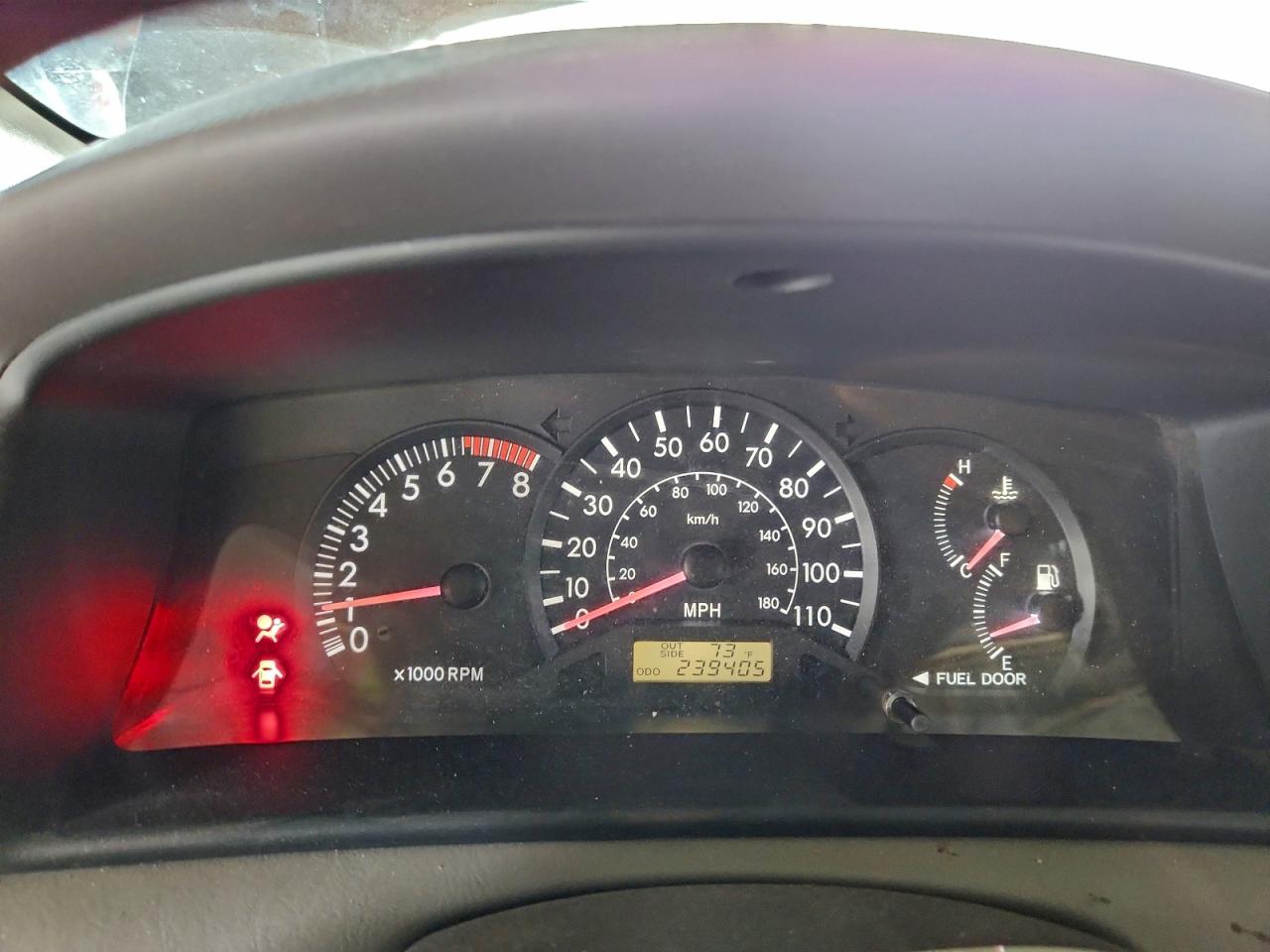 2003 TOYOTA COROLLA CE photo 9