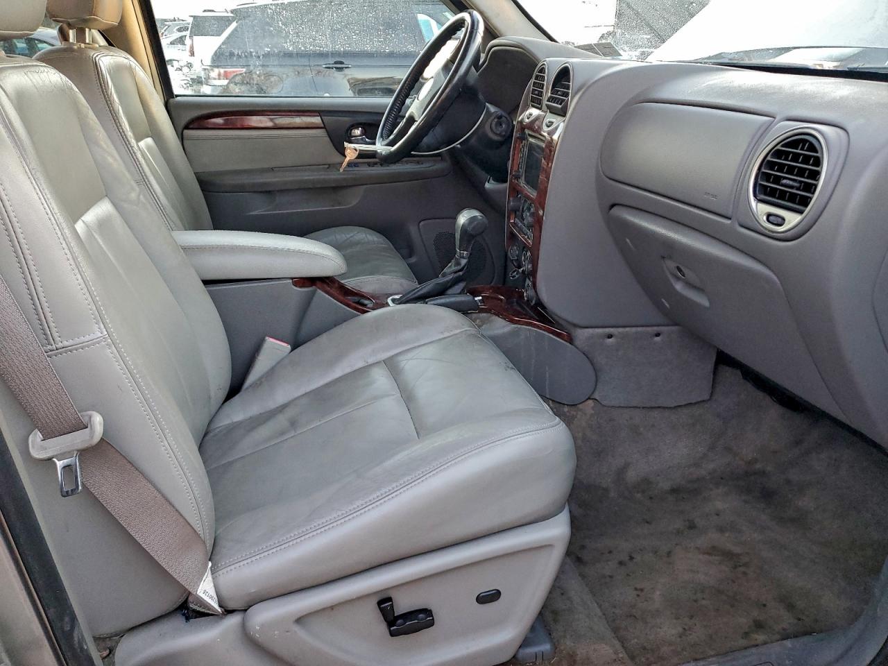 2006 GMC ENVOY photo 7