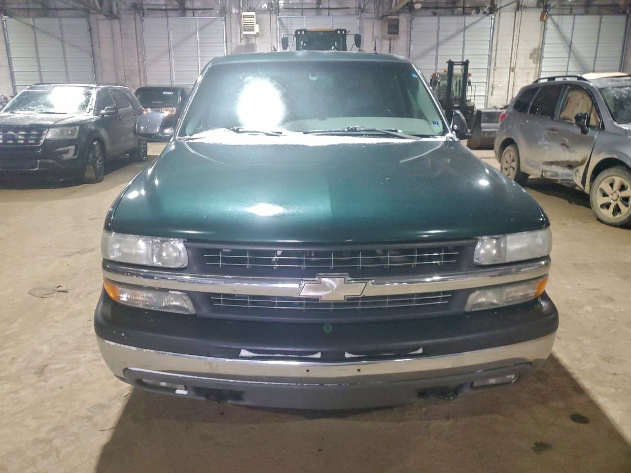 2002 CHEVROLET SILVERADO C1500 photo 13