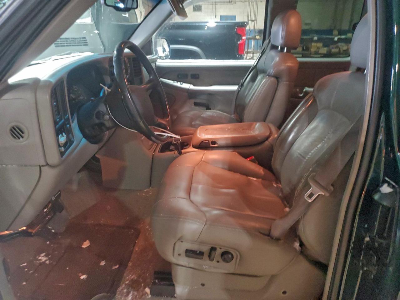 2002 CHEVROLET SILVERADO C1500 photo 19