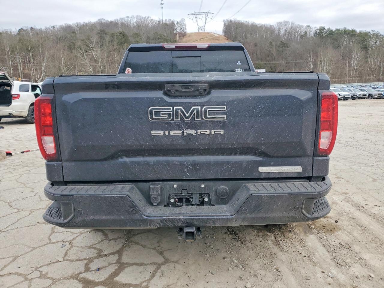 2025 GMC SIERRA K1500 ELEVATION photo 6