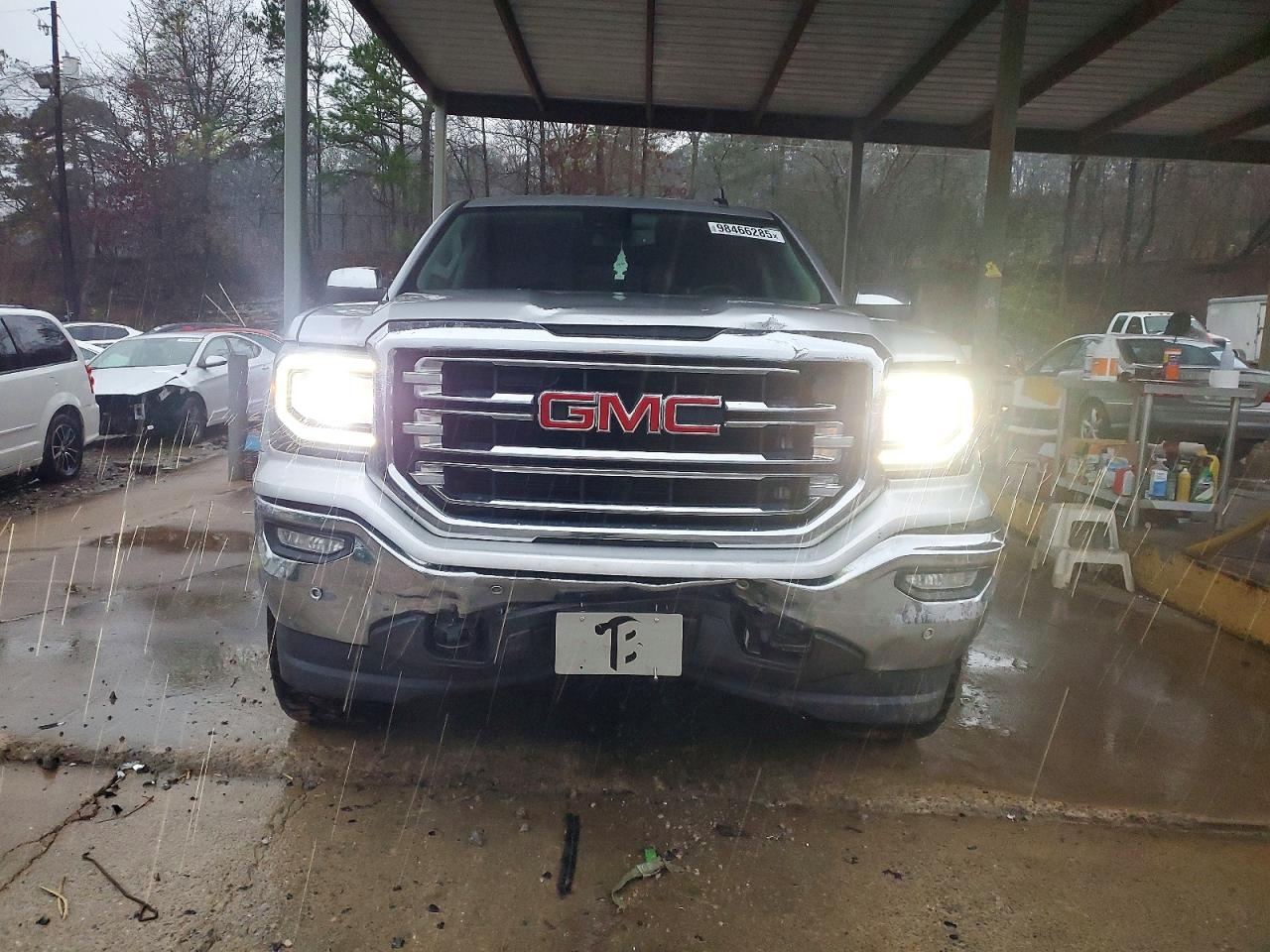 2017 GMC SIERRA K1500 SLT photo 5
