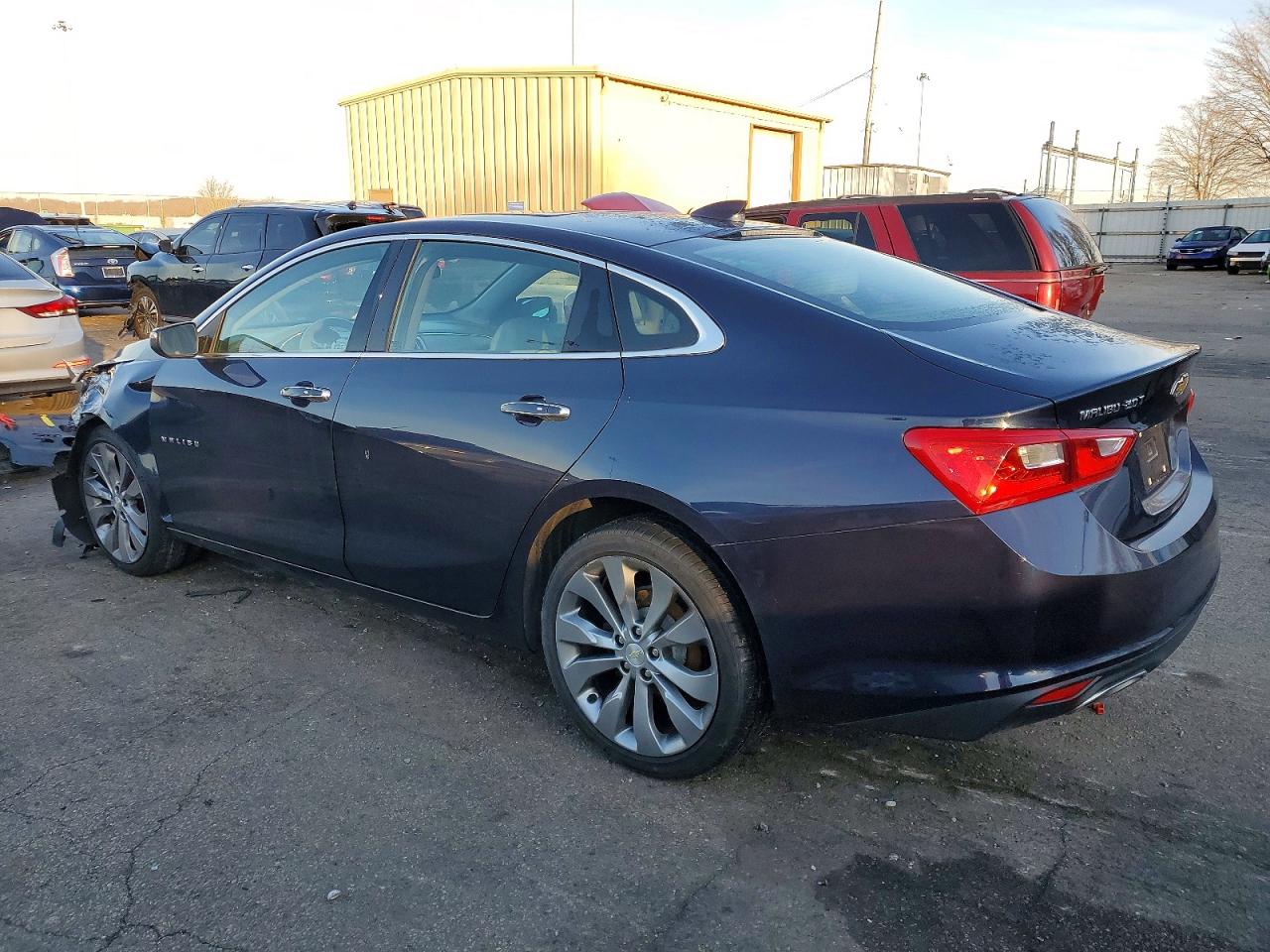 2016 CHEVROLET MALIBU PREMIER photo 2