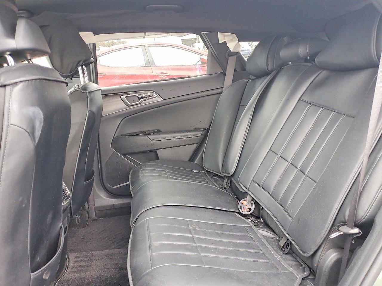 2025 KIA SPORTAGE X LINE photo 11