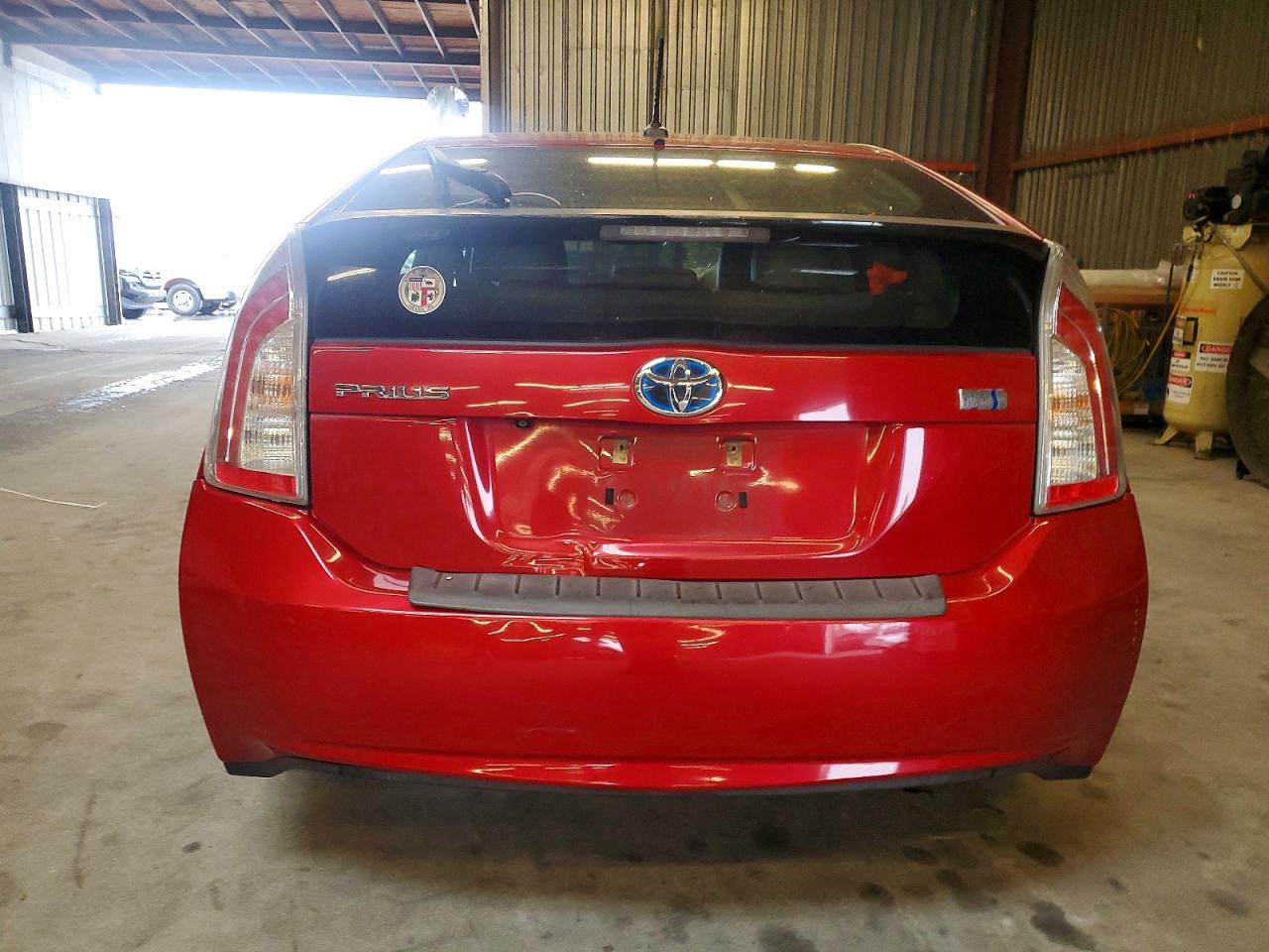 2012 TOYOTA PRIUS photo 11