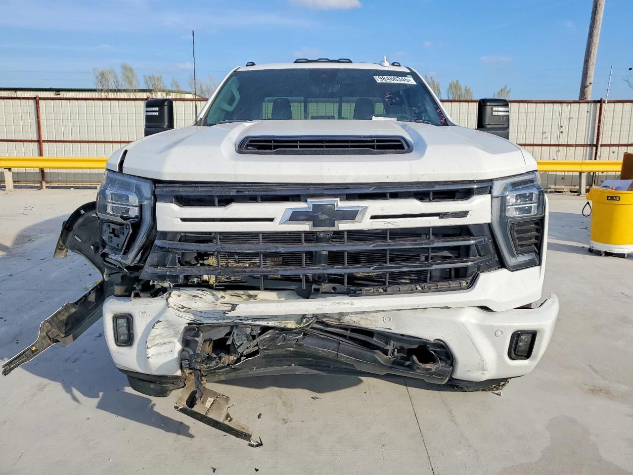 2024 CHEVROLET SILVERADO K2500 HEAVY DUTY LTZ photo 9