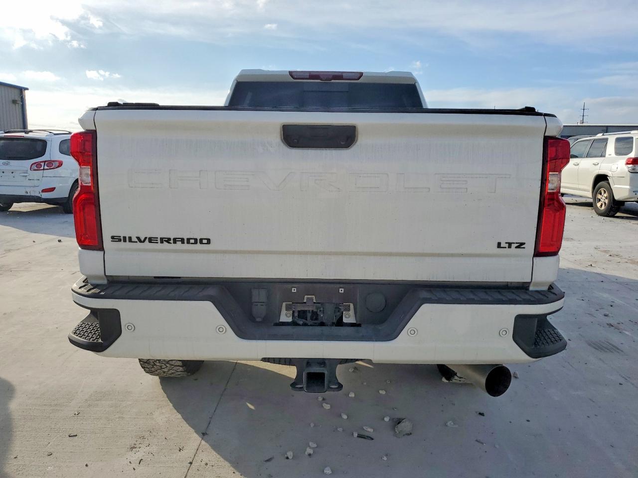 2024 CHEVROLET SILVERADO K2500 HEAVY DUTY LTZ photo 11