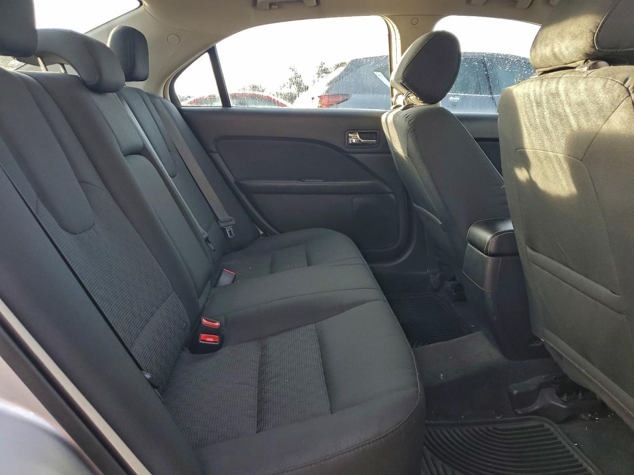 2012 FORD FUSION SE photo 28