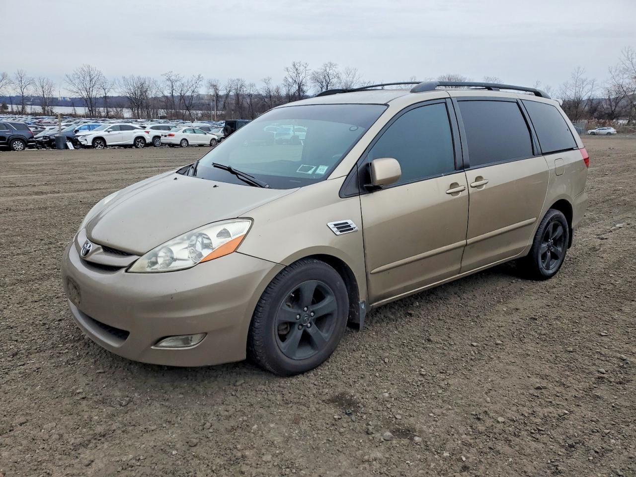 2007 TOYOTA SIENNA