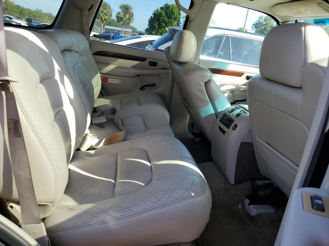 2002 CADILLAC ESCALADE LUXURY photo 21