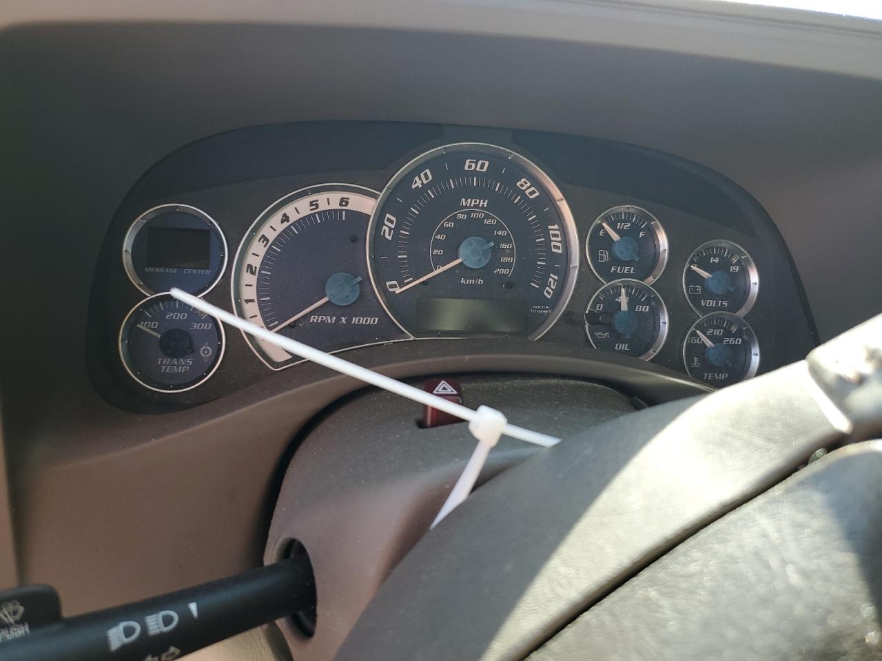 2002 CADILLAC ESCALADE LUXURY photo 17