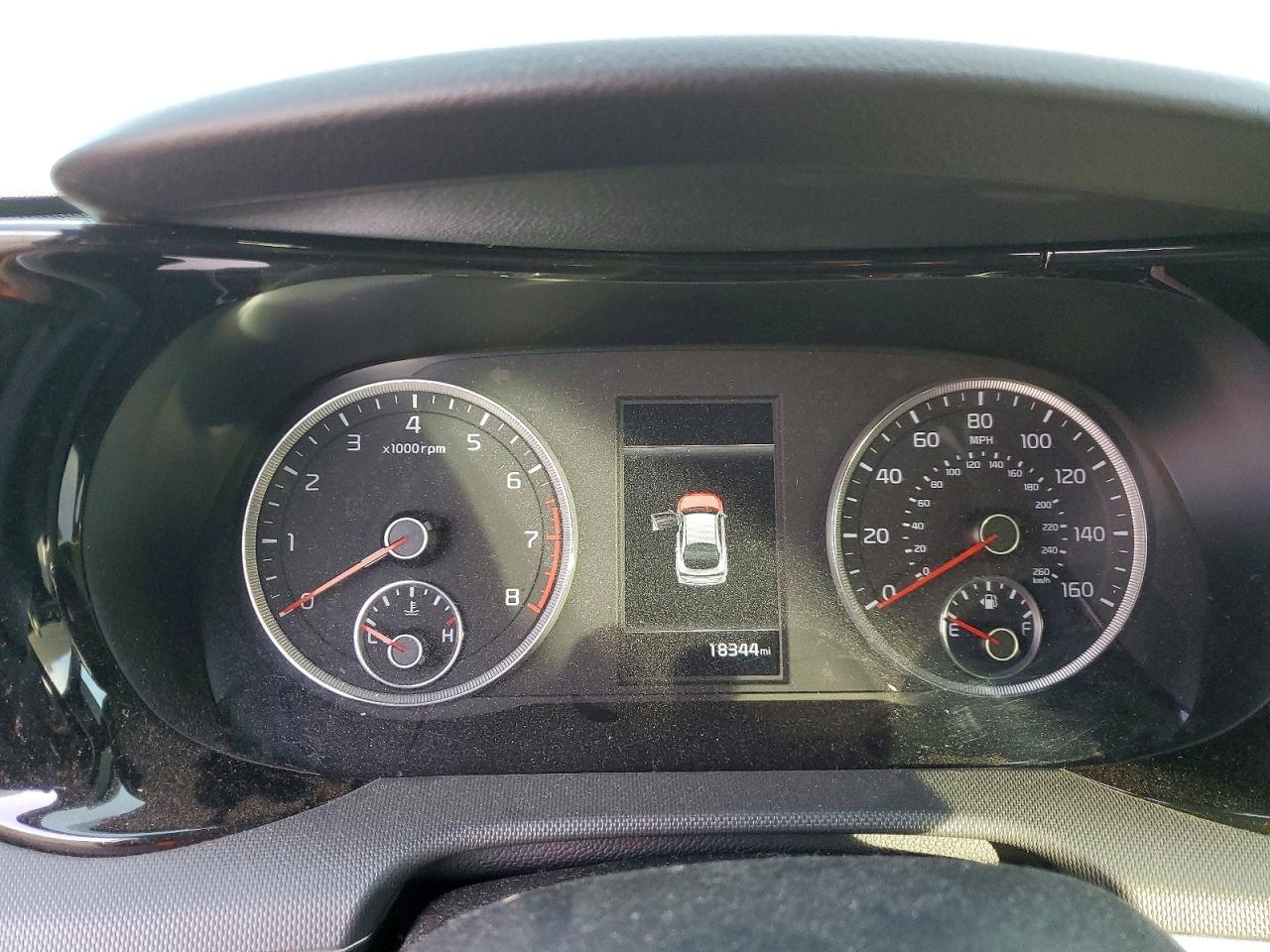 2023 KIA K5 GT-LINE photo 9