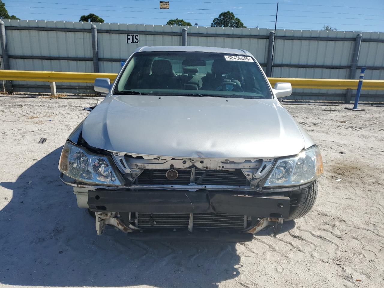 2001 TOYOTA AVALON XL photo 13