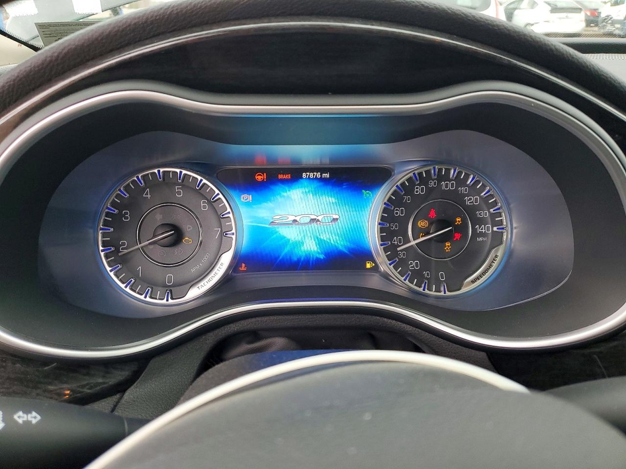 2015 CHRYSLER 200 C photo 9