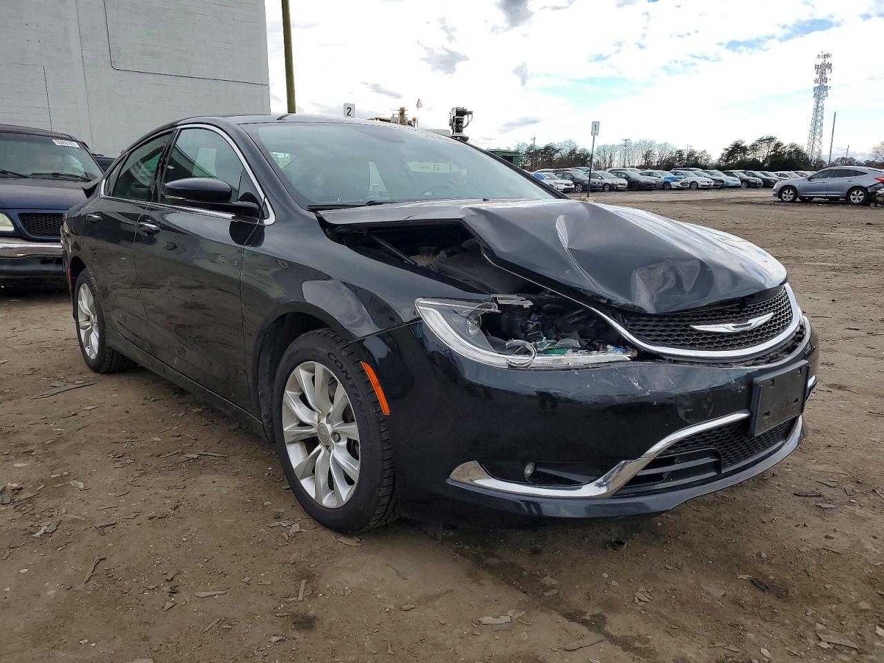 2015 CHRYSLER 200 C photo 4