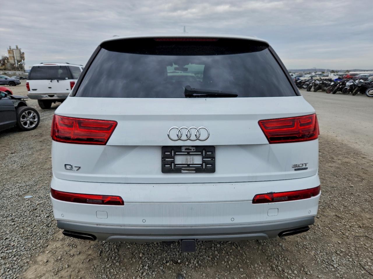 2017 AUDI Q7 PREMIUM PLUS photo 6