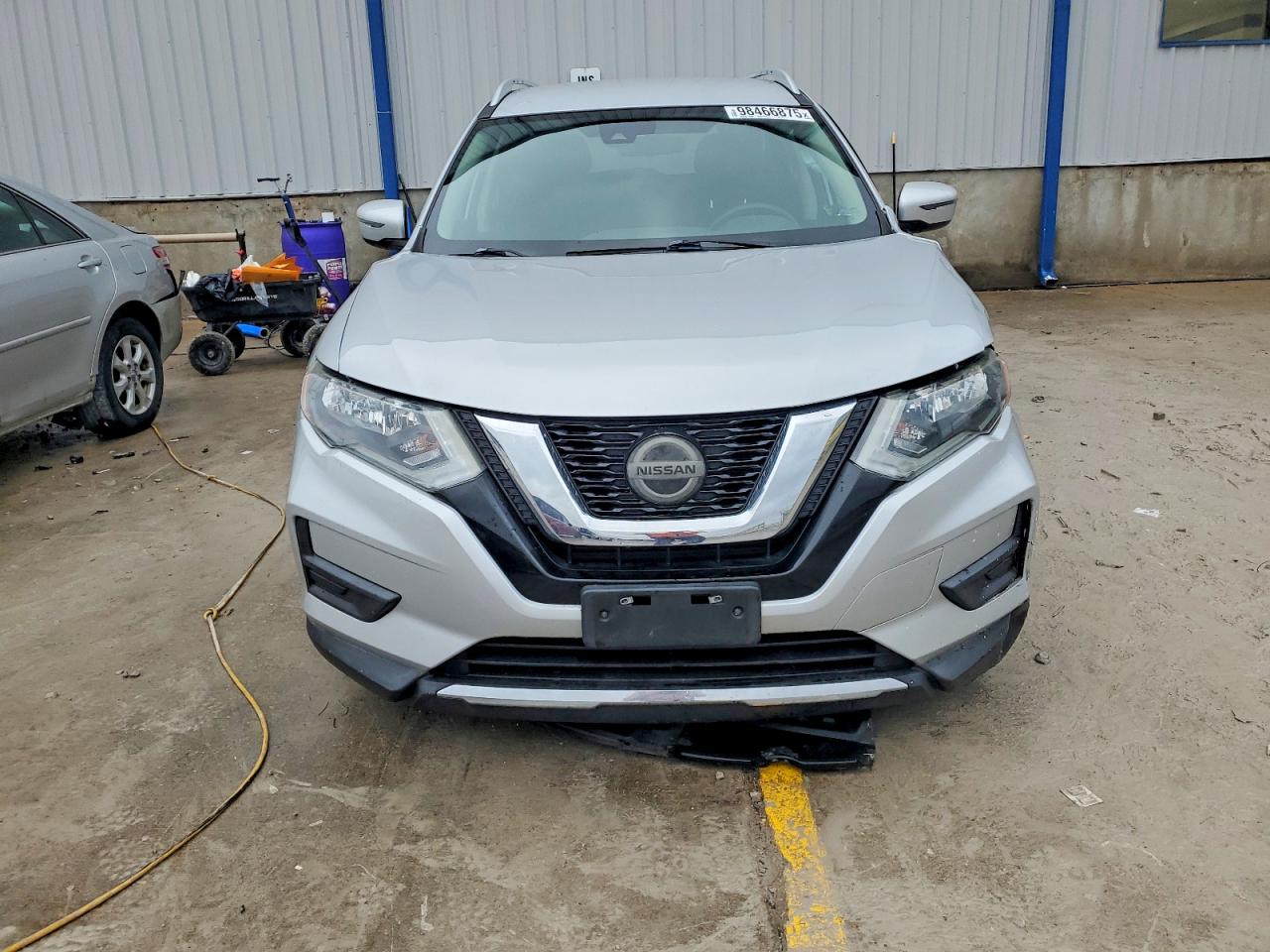 2019 NISSAN ROGUE SV photo 5