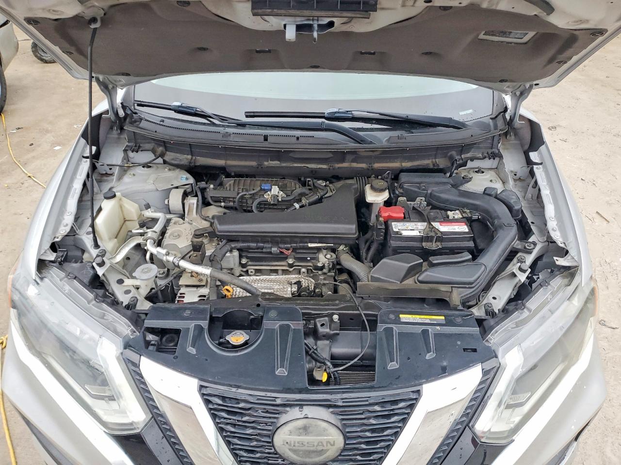 2019 NISSAN ROGUE SV photo 12