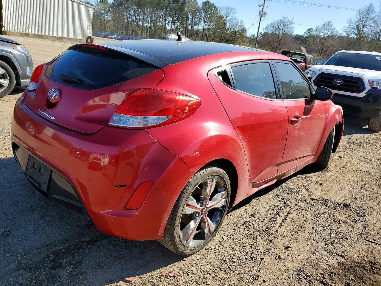2017 HYUNDAI VELOSTER photo 3
