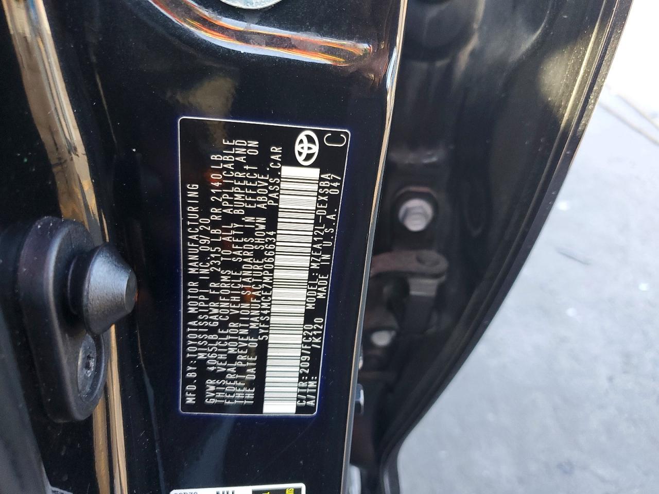 2021 TOYOTA COROLLA SE photo 25