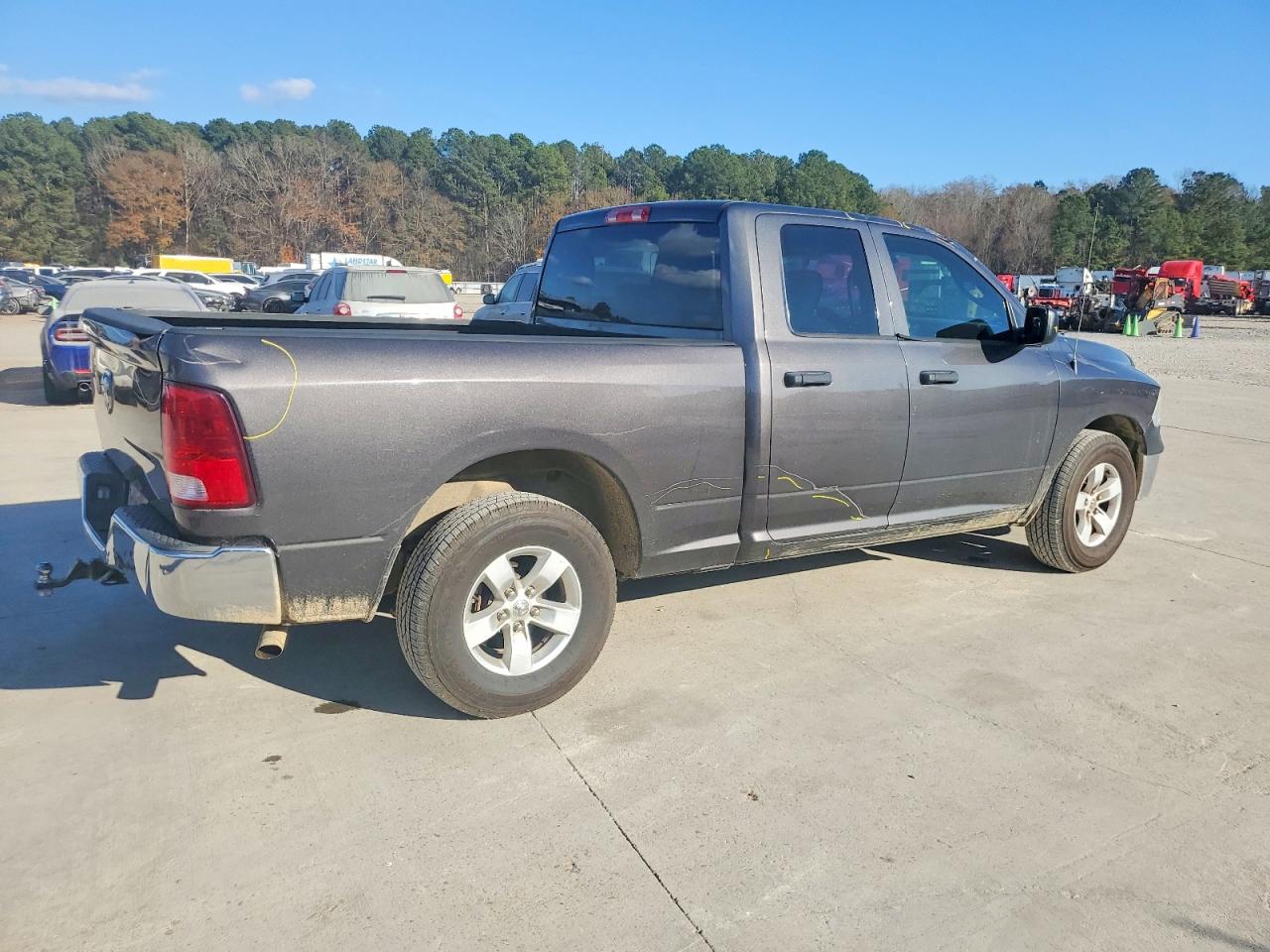 2018 RAM 1500 ST photo 5