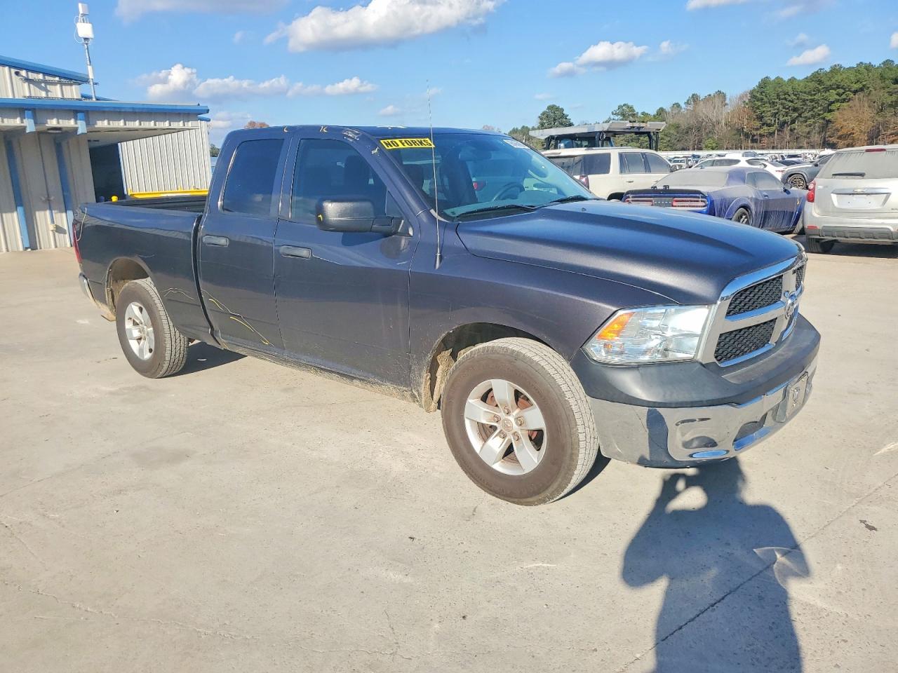 2018 RAM 1500 ST photo 7