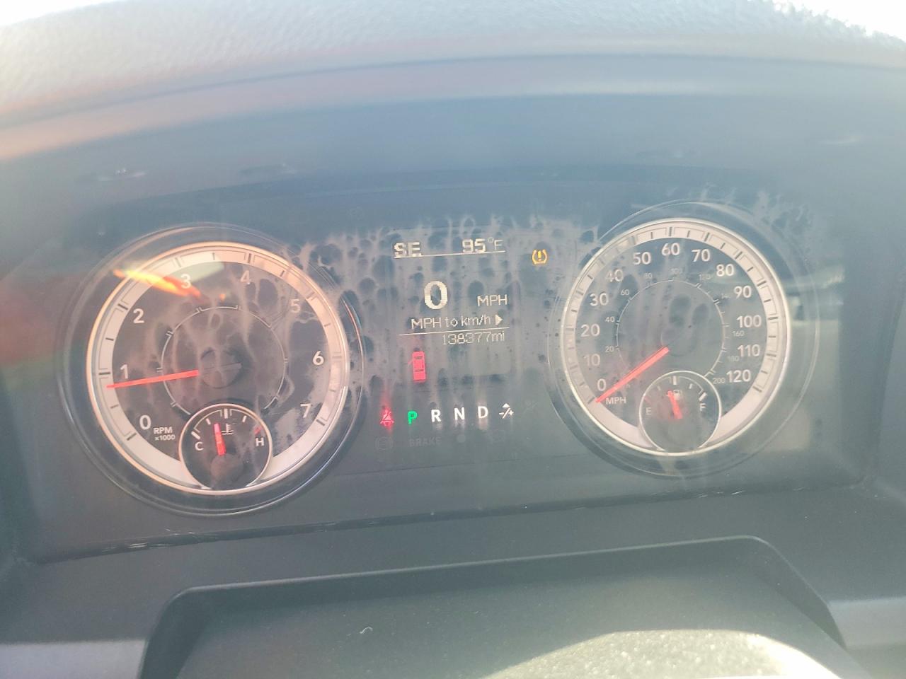 2018 RAM 1500 ST photo 17