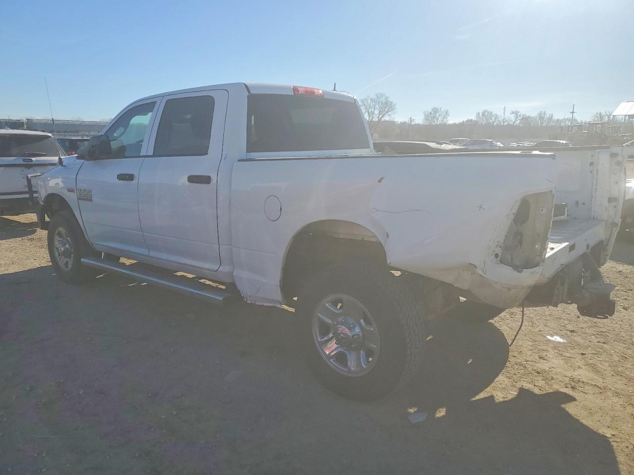 2017 RAM 2500 ST photo 3
