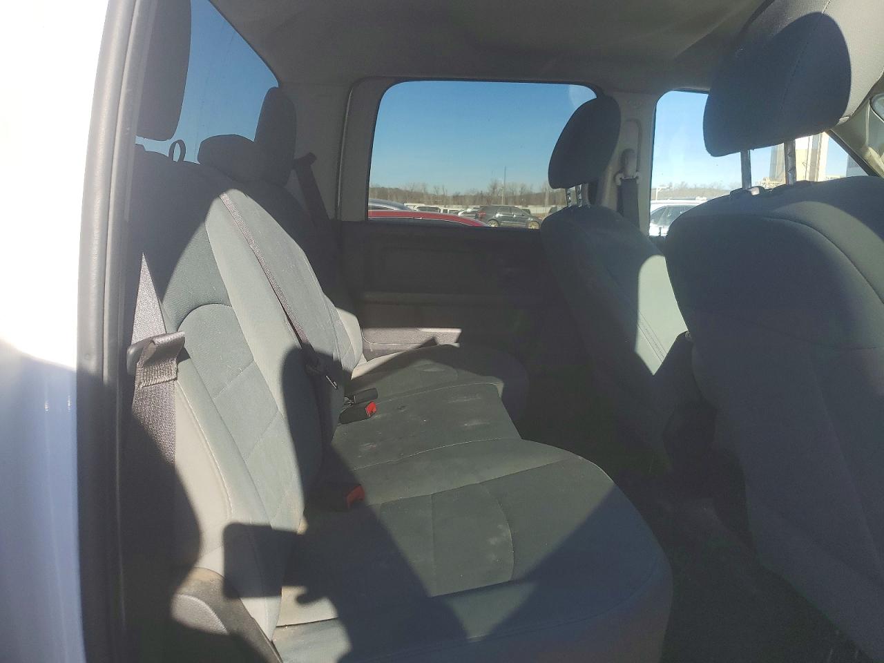 2017 RAM 2500 ST photo 19