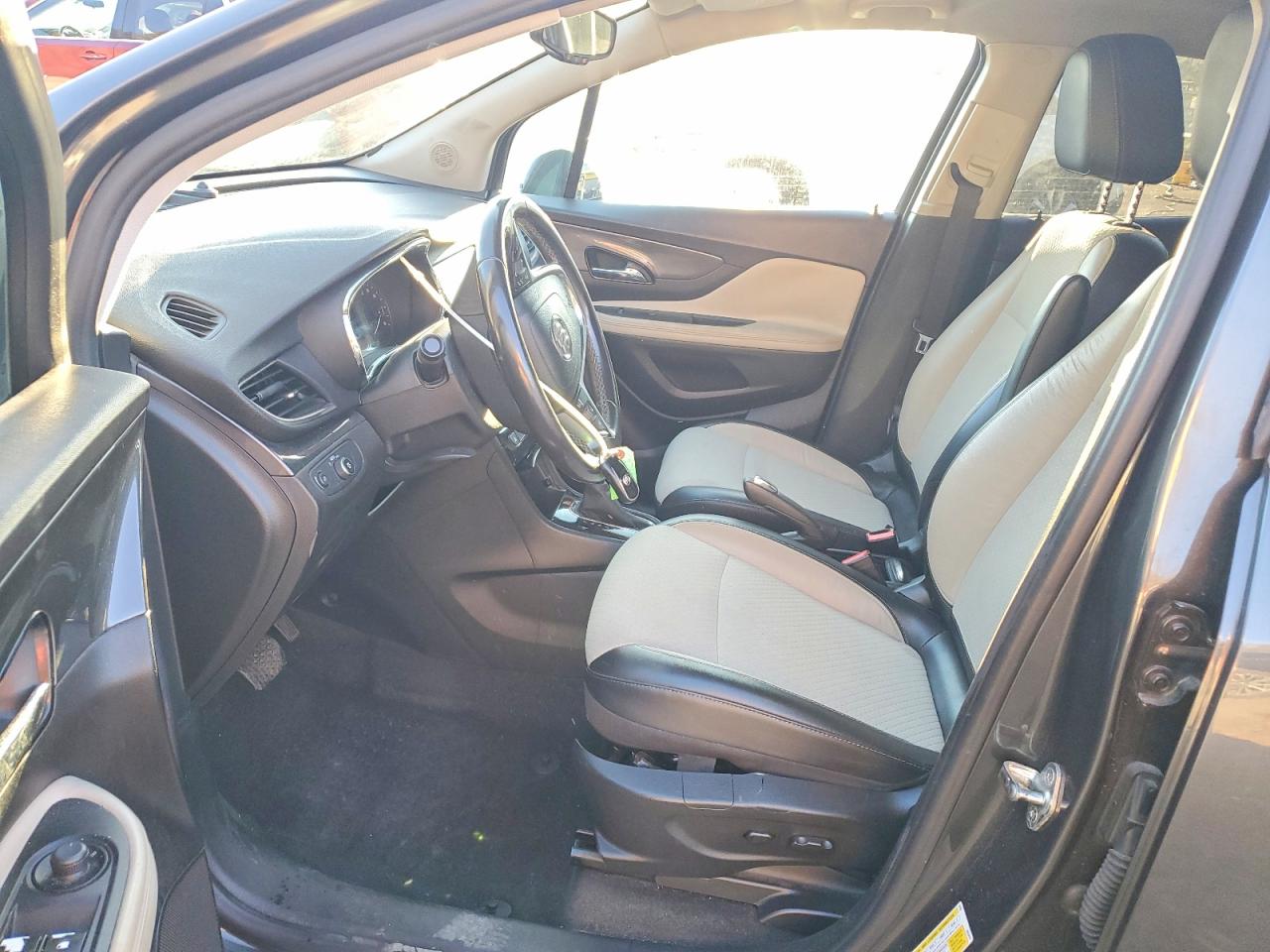 2017 BUICK ENCORE PREFERRED photo 7