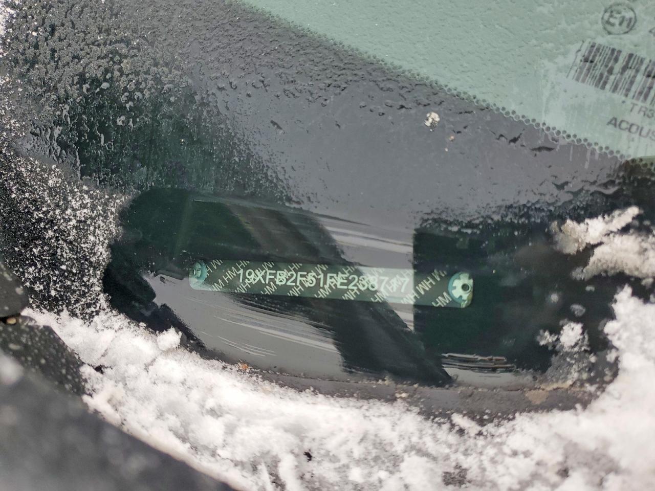 2015 HONDA CIVIC LX photo 13