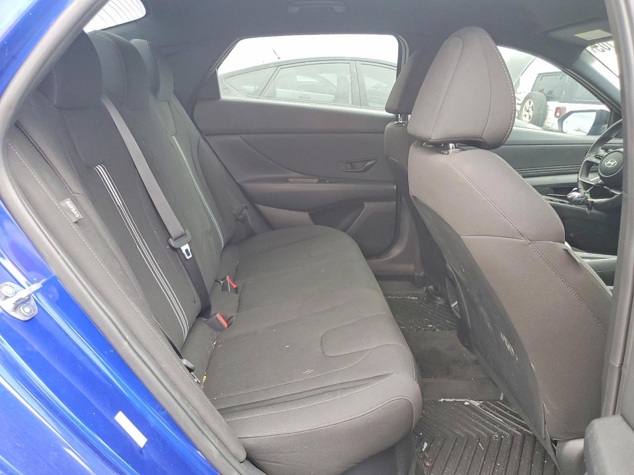 2025 HYUNDAI ELANTRA BLUE photo 10