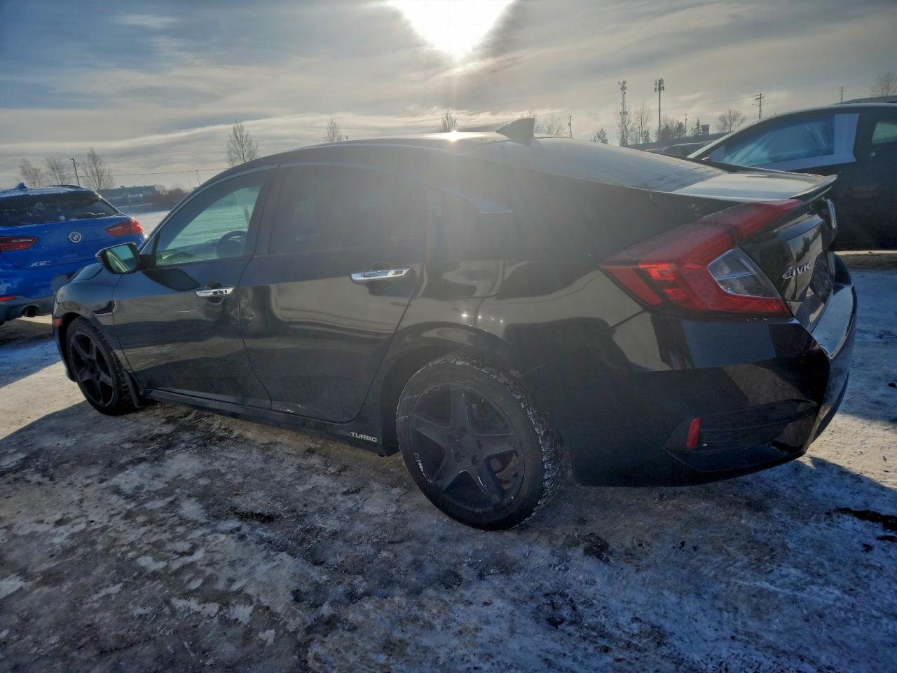 2016 HONDA CIVIC TOURING photo 2